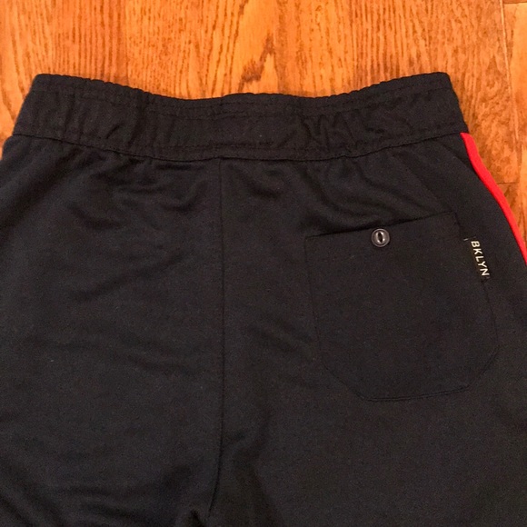 Men’s BKLYN Track Pants Navy/Red Stripe - Picture 4 of 4